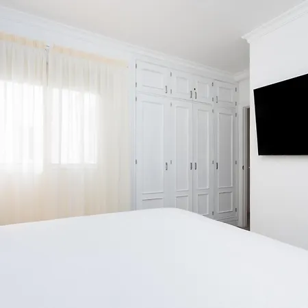 Апартаменты Home2book Ocean Breeze Apt,