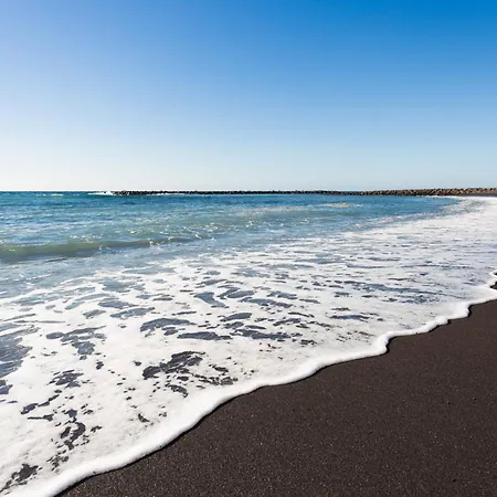 Home2book Ocean Breeze Apt, Пуэртито-де-Гуимар